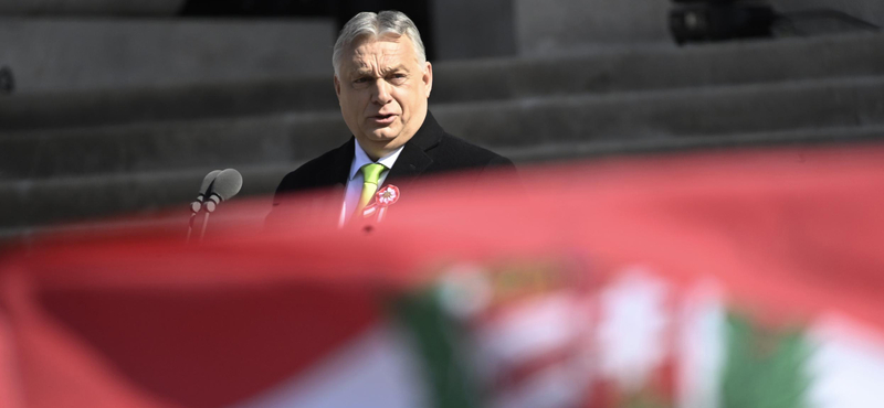 Harcosan fenyegetőző, brüsszelező, hazaárulózó választási mozgósítás volt Orbán Viktor március 15-i beszéde - összefoglaló
