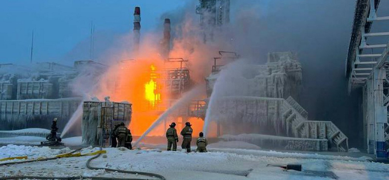 Kigyulladt egy orosz LNG-terminál, dróntámadásra gyanakodnak