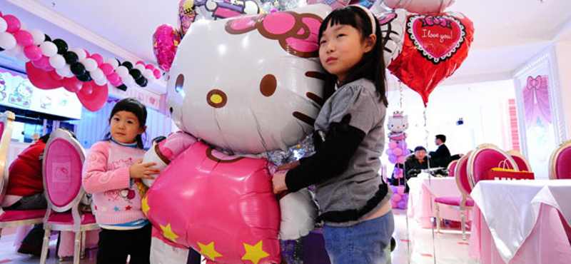 Hello Kitty étterem nyílt Pekingben