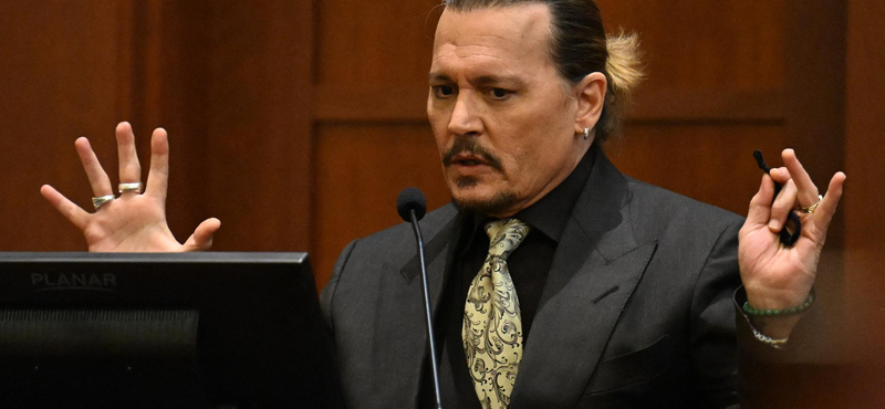 Johnny Depp szerint az őt erőszakkal vádoló exfelesége „élete színészi alakítását nyújtja”