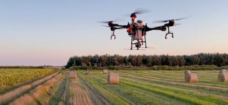 A cég, amelyik drónnal és csirketollal újítja meg a növénytermesztést