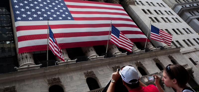 Veszteséggel indított a New York-i tőzsde