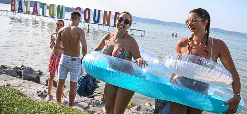 A Balatonnál mind többen vennének ingatlant, máshol nem olyan nagy a tolongás