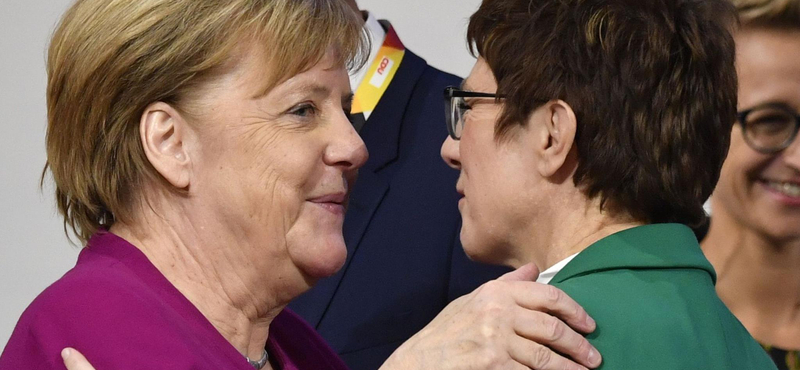 Újabb kísérlet Merkel eltávolítására