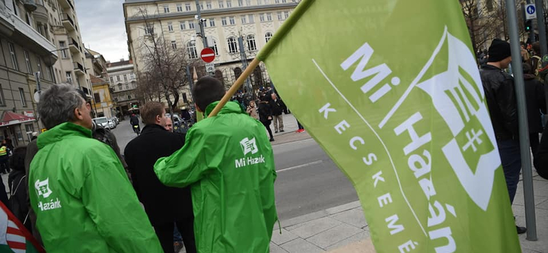 Feljelentést tesz a Párbeszéd a Mi Hazánk szegedi akciója miatt