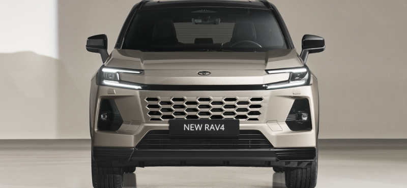100 kilométeres villany hatótávval itt a vadonatúj Toyota RAV4