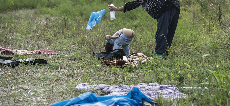 Jól keresnek a guberálók a menekültek elhagyott holmijain