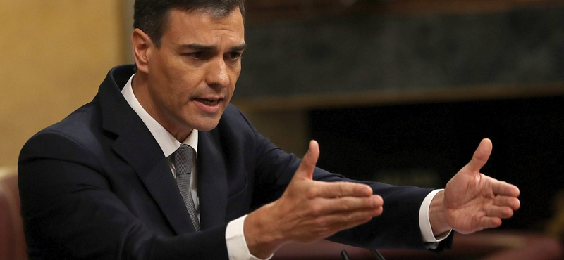 Spanyol kormányfő: a nem létfontosságú ágazatok leállnak két hétre
