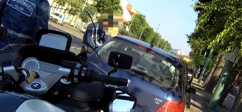 A motoros rendőrök is komoly bírságot szabhatnak ki – videó