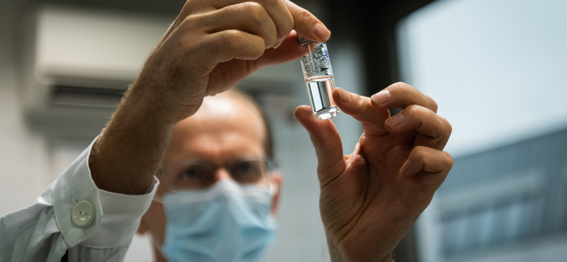 Müller: Nem lehet majd választani a koronavírus-oltások közül