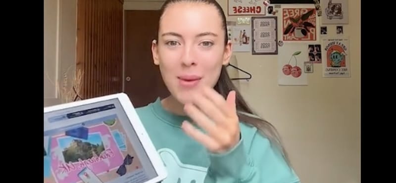 Utazós zsákbamacskát vett egy 23 éves lány, kinyitáskor jött csak az igazi döbbenet – videó