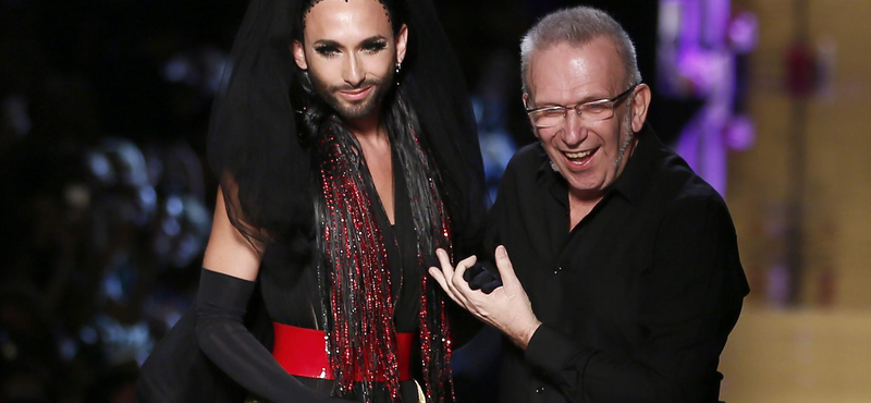 Fotók: Conchita Wurst volt a sztár Gaultier bemutatóján