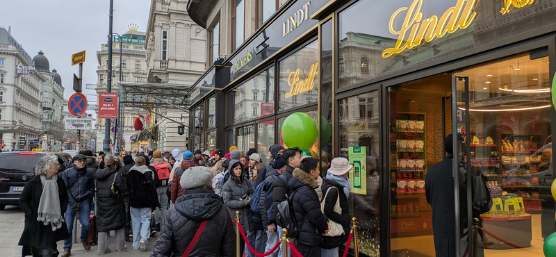 Azt hitte, hogy csak Magyarországon lehet megőrjíteni az embereket dubaji csokival?