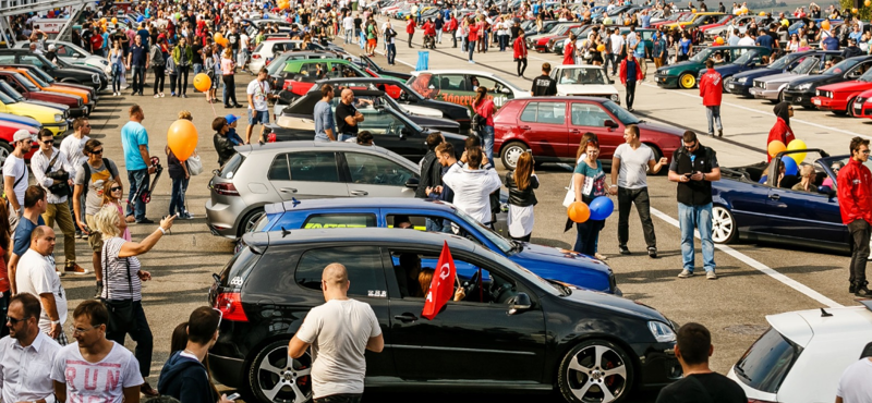 Különleges gyári autókat hoznak a Hungaroringre, az idei Volkswagen-találkozóra