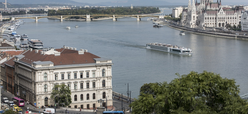 Nem akármilyen épületet bérelne a kormány az orosz vezetésű banknak