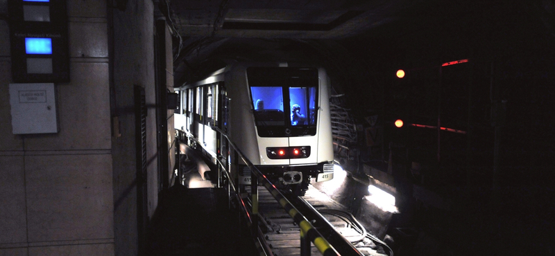 Gázolt a metró a Széll Kálmán téri állomáson