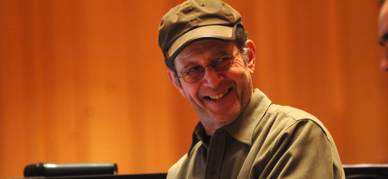 A mai kortárs zene egyik legmeghatározóbb alakja, Steve Reich 75 éves