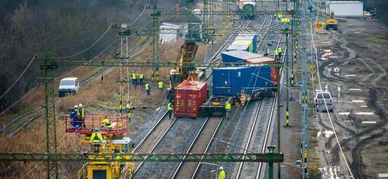 A MÁV pótlóbusz-flottát ígér a szegedi vonalra a vasárnapi csúcsforgalomra