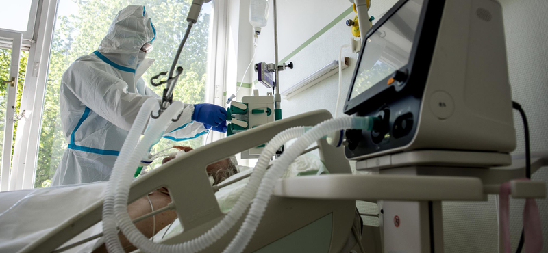 13 ezer forintért ajánlják megvételre a 10 milliós lélegeztetőgépeket