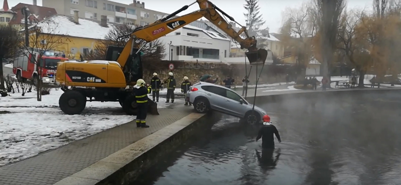 Vicceskedett a GPS: a tóban kötött ki egy terepjárós Tapolcán