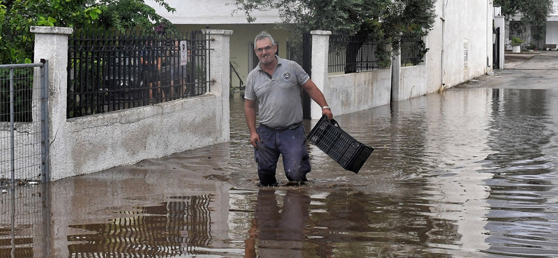 Harmadik napja tombol sajátos hurrikán Görögországban