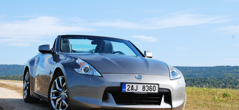 Nissan 370Z Roadster teszt: durva, mint a börtönszex