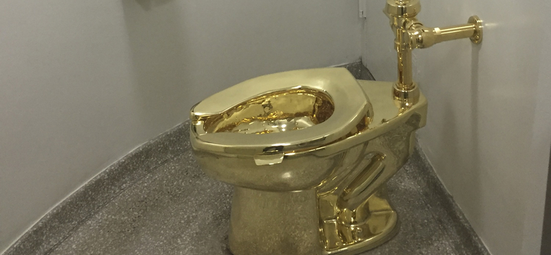 18 karátos aranyból készült, 6 millió dolláros vécékagylót lopott el egy férfi