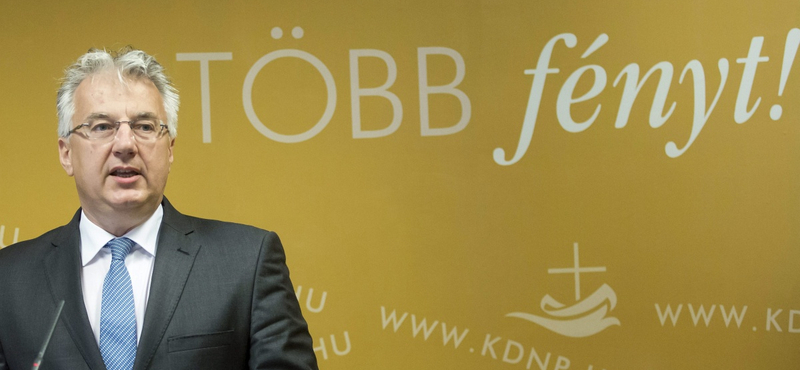 Semjén Zsolt: több a készpénz, és többel tartoznak neki