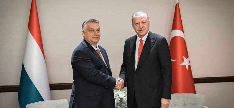 Erdogan megköszönte Orbánnak a nemzetközi kiállást mellettük