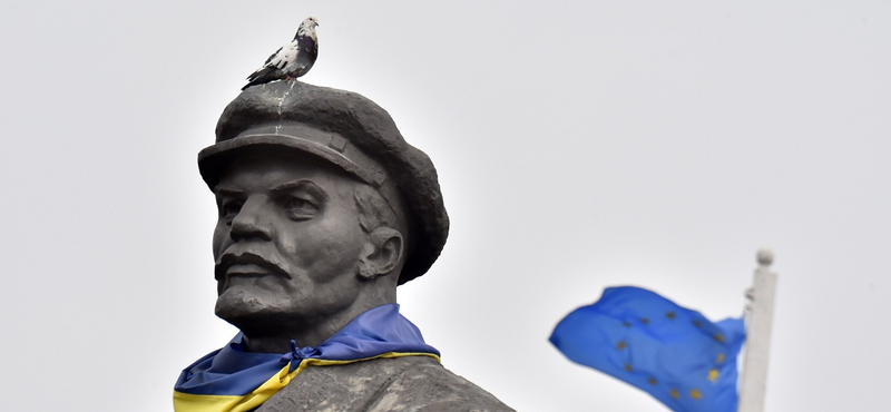 Good bye, Lenin! – Mátraverebélyen véget ért a rendszerváltás