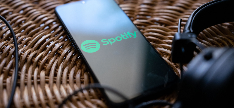 Csendben fizetőssé teheti a dalszövegeket a Spotify