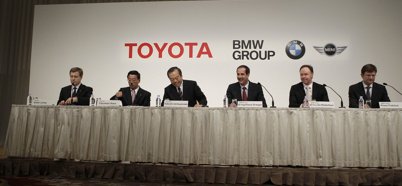 Együtt fejleszt a BMW és a Toyota