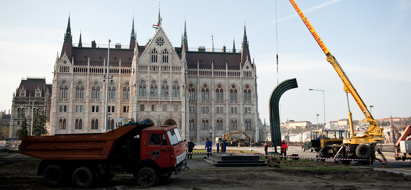 Felmérés: a többség elutasítja a Fidesz szimbolikus intézkedéseit Budapesten 