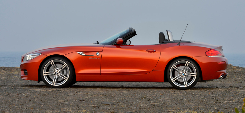 Detroitban debütál a megújult BMW Z4 - fotók