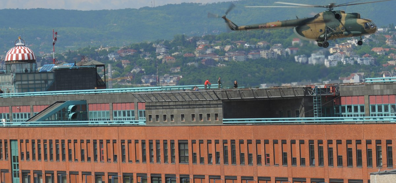 Robbantásos merényletre készülnek egy budapesti kórházban