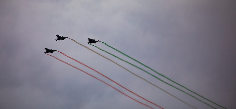 A légi parádé elmaradt, de három Gripen áthúzott Budapest fölött – fotók, videó