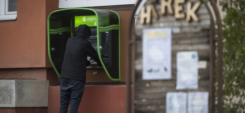 Idén biztos nem kap ATM-et minden település, amelynek ígérték