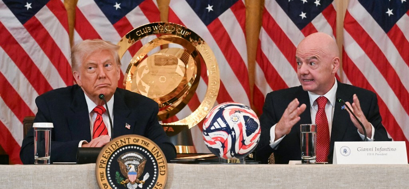 Trump a focivébébe is belerondít?