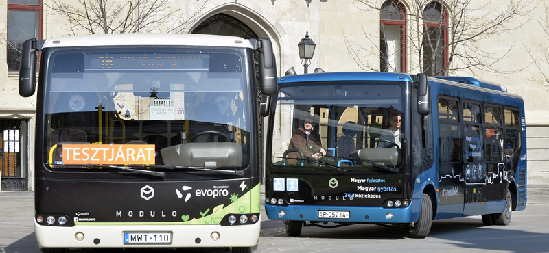 Ettől még kínosabb lehet a kiesett kerekű busz balesete 