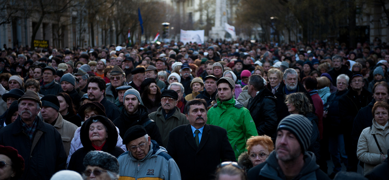 "Hadd Szóljon!" - demonstráció a Klubrádióért