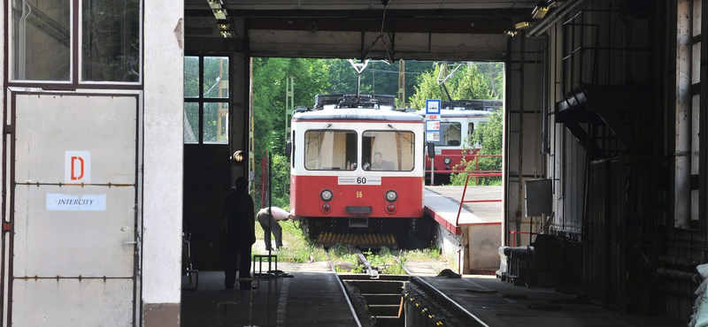 Kisiklott a fogaskerekű