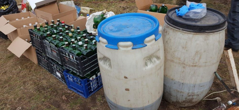 200 liter mérgező szeszt foglaltak le a szerepi eset után