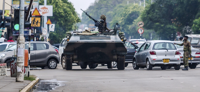 Rafinált puccs Zimbabwéban – vége Robert Mugabe 37 éves hatalmának