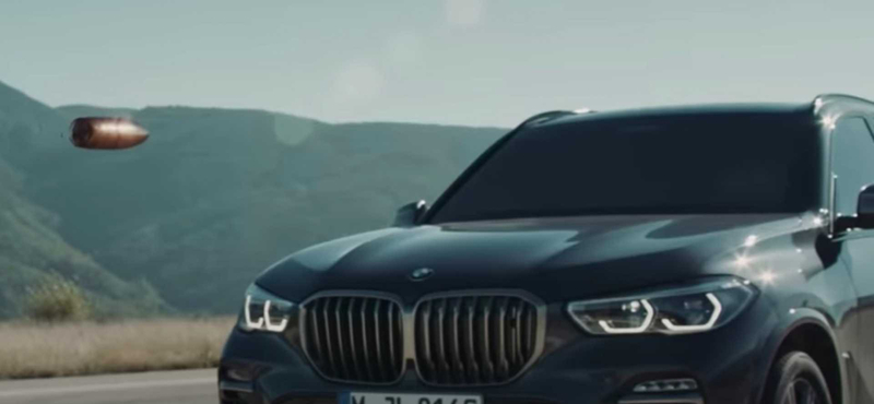 Úgy érezte a BMW a páncélozott X5-nek jár a külön reklám