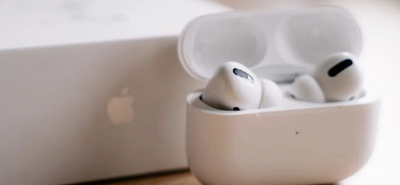 Olcsóbb, AirPods Lite modellen dolgozhat az Apple