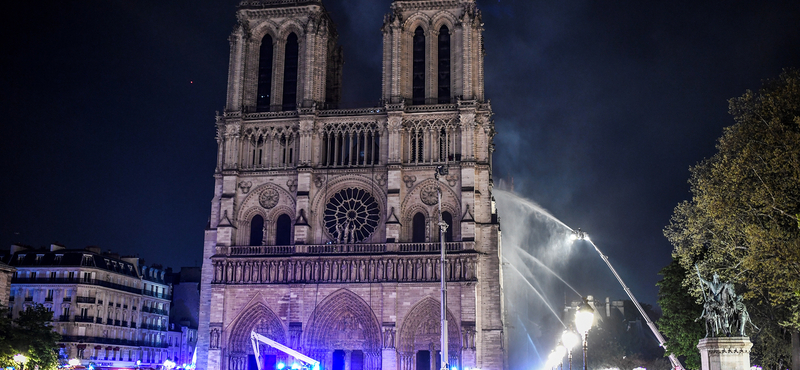 A Notre-Dame székesegyházról tett közzé 360 fokban mozgatható videót a BBC