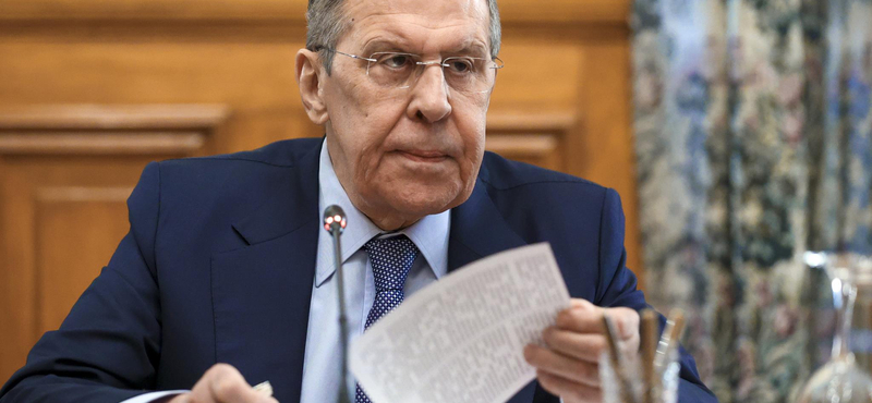 Lavrov nem megy Szerbiába, mert a szomszédos országok nem engedik át a gépét