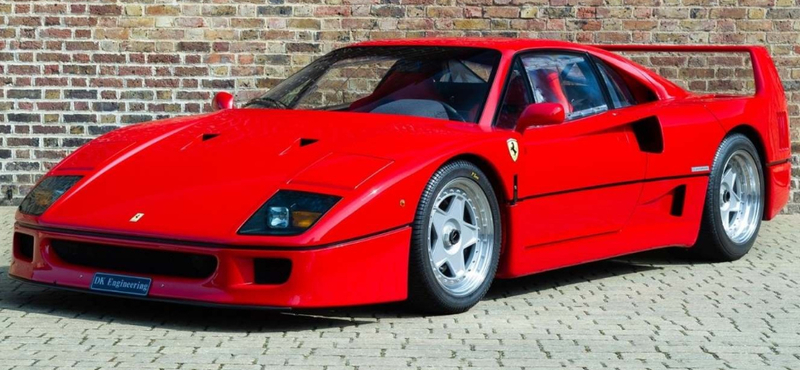 A szokásosnál is ritkább Ferrari F40 várja új gazdáját