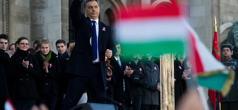 Népszerűek Orbán Viktor üzenetei és szexuális irányultsága