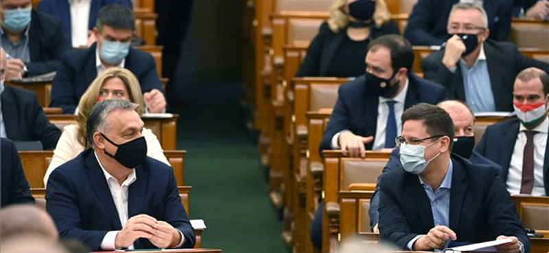 A Fidesz a törvénysértésre szavazott